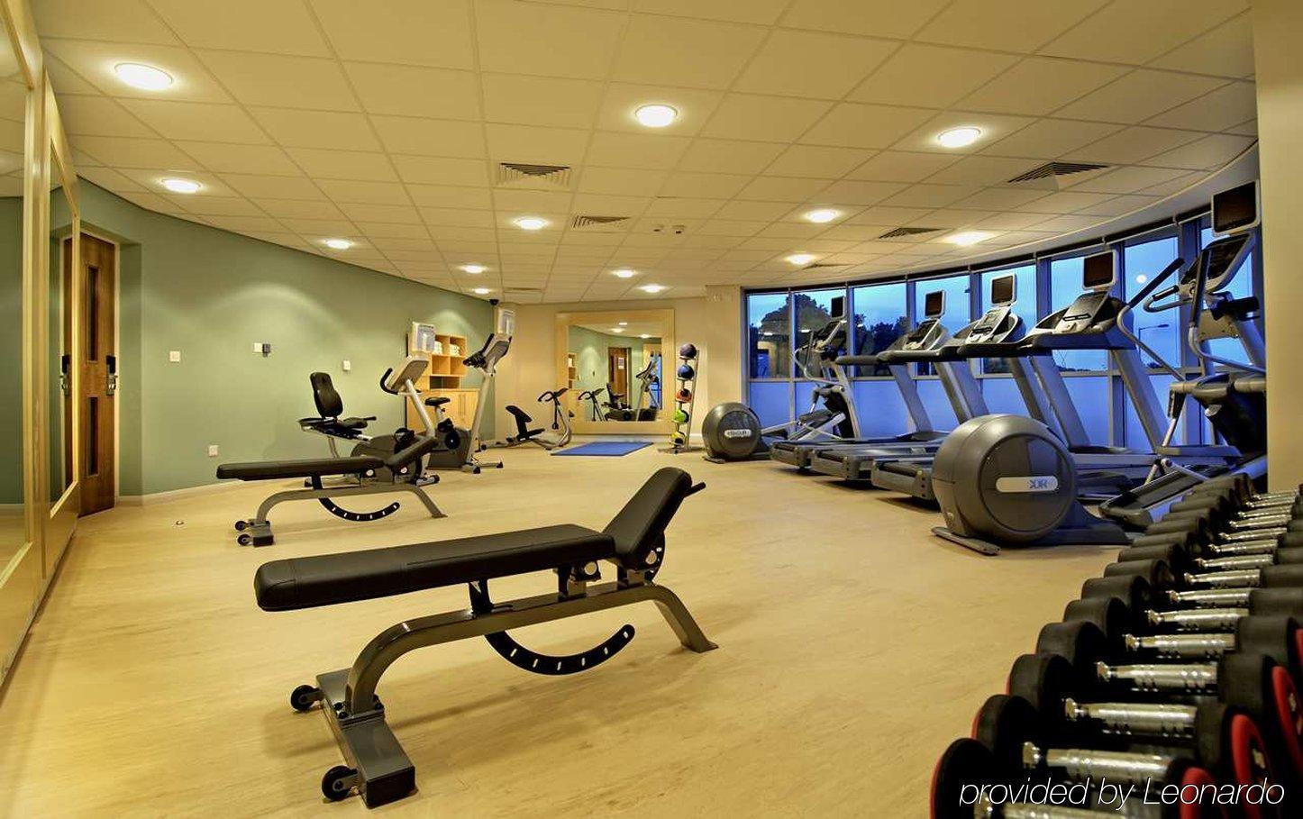 Doubletree By Hilton Gurugram Baani Square Hotell Gurgaon Bekvämligheter bild